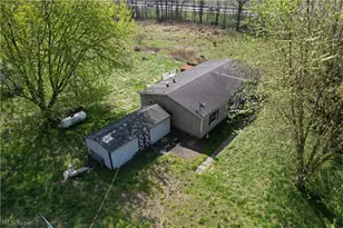 9200 Horn Rd, Windham, OH 44288 - Photo 9