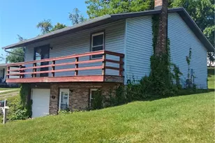 132 W Highland Ave, Barnesville, OH 43713 - Photo 5