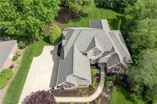 1535 Chadford Gate SE, Canton, OH 44709 - Photo 3