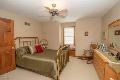 1535 Chadford Gate SE, Canton, OH 44709 - Photo 37