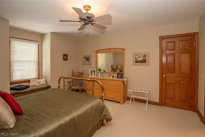 1535 Chadford Gate SE, Canton, OH 44709 - Photo 37