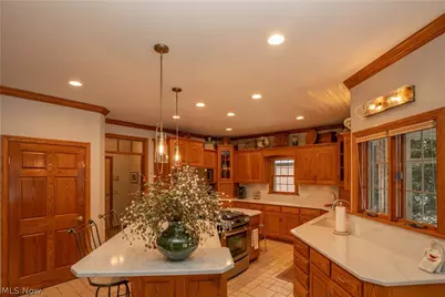 1535 Chadford Gate SE, Canton, OH 44709 - Photo 13