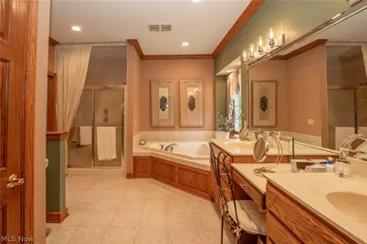1535 Chadford Gate SE, Canton, OH 44709 - Photo 31