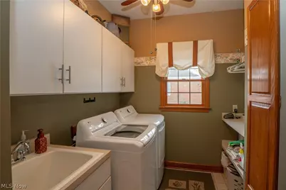 1535 Chadford Gate SE, Canton, OH 44709 - Photo 31