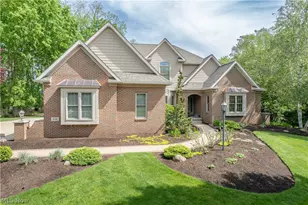 1535 Chadford Gate SE, Canton, OH 44709 - Photo 1