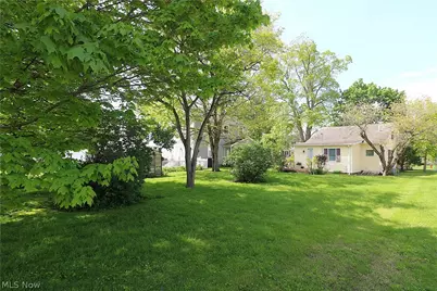 62 S Huron Street, Milan, OH 44846 - Photo 15