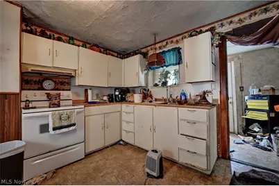 357 3rd Street NW, New Philadelphia, OH 44663 - Photo 11