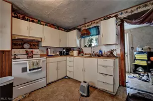 357 3rd St NW, New Philadelphia, OH 44663 - Photo 11