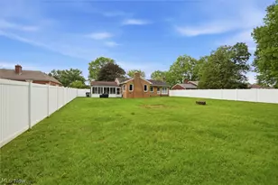765 Ewing Rd, Youngstown, OH 44512 - Photo 25