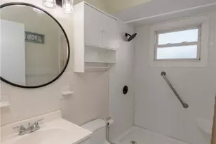 4004 E 41st St, Newburgh Heights, OH 44105 - Photo 21