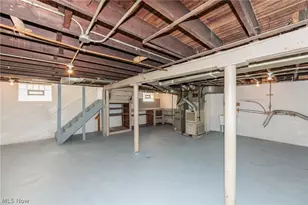 4004 E 41st St, Newburgh Heights, OH 44105 - Photo 43
