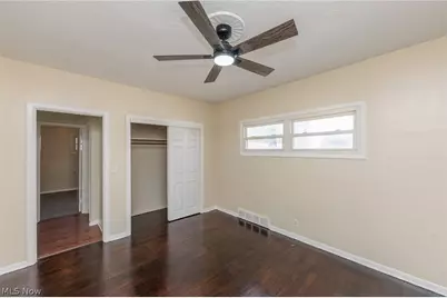 4004 E 41st Street, Newburgh Heights, OH 44105 - Photo 17