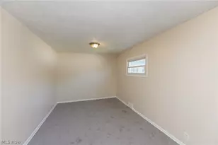 4004 E 41st St, Newburgh Heights, OH 44105 - Photo 27