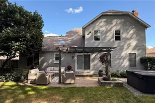 24739 Tara-Lynn Dr, North Olmsted, OH 44070 - Photo 3