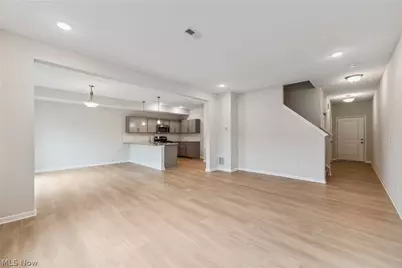 1209 Elowen Way, Green, OH 44685 - Photo 5