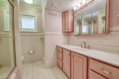 8905 Spring Valley Drive, Mentor, OH 44060 - Photo 17