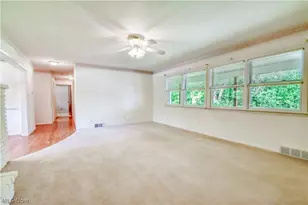 8905 Spring Valley Dr, Mentor, OH 44060 - Photo 5