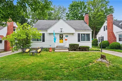 2044 26th Street, Cuyahoga Falls, OH 44223 - Photo 1
