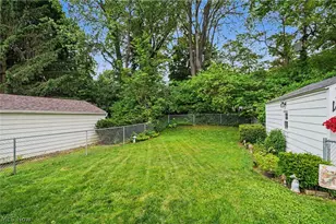 2044 26th St, Cuyahoga Falls, OH 44223 - Photo 5