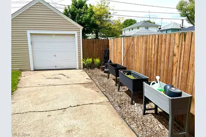 818 Allison Avenue, Lorain, OH 44052 - Photo 31