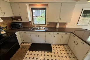 9073 N Shore Dr NE, Mineral City, OH 44656 - Photo 13