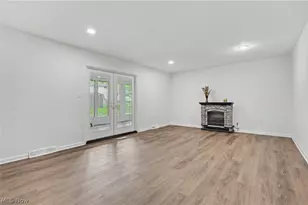 6536 Duneden Ave, Solon, OH 44139 - Photo 17