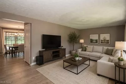 5251 Tanglewood Drive NE, Louisville, OH 44641 - Photo 3