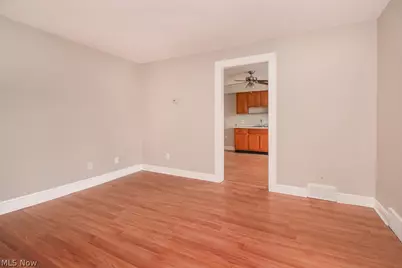 19211 Shawnee Avenue #2/UP, Loveland, OH 44119 - Photo 5