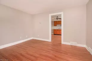 19211 Shawnee Ave, Loveland, OH 44119 - Photo 5