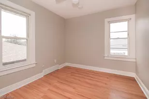 19211 Shawnee Ave, Loveland, OH 44119 - Photo 11