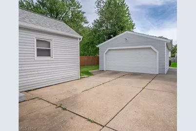 1060 Orchard Avenue NE, North Canton, OH 44720 - Photo 21