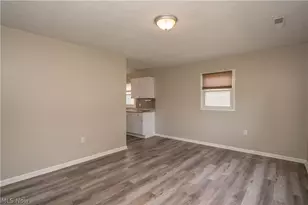 1060 Orchard Ave NE, North Canton, OH 44720 - Photo 5