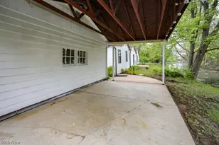 701 Portage Lakes Drive, Coventry, OH 44319 - Photo 9