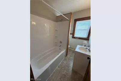 335 N Broadway Avenue, Salem, OH 44460 - Photo 17