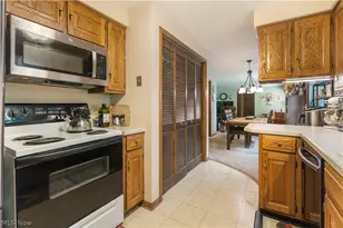 1649 Harmony Ln SW, North Canton, OH 44709 - Photo 9