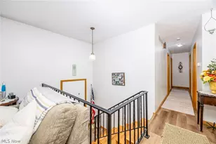 44 Teri Ln, Little Hocking, OH 45742 - Photo 5