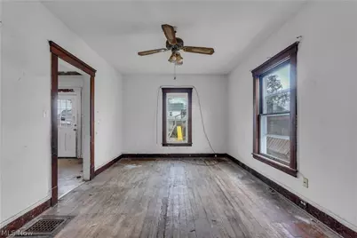 345 12th Street, Elyria, OH 44035 - Photo 7
