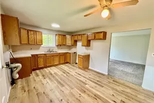 9214 Blueberry Ln, Macedonia, OH 44056 - Photo 7