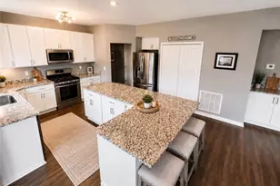 205 S Settlers Ln, Painesville, OH 44077 - Photo 5