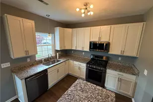 205 S Settlers Ln, Painesville, OH 44077 - Photo 11