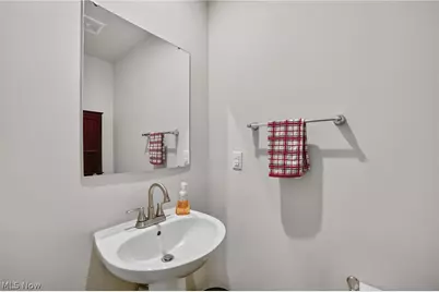 532 Roberta Drive, Painesville, OH 44077 - Photo 17