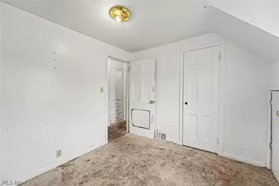 1358 Peckham Street, Akron, OH 44320 - Photo 17