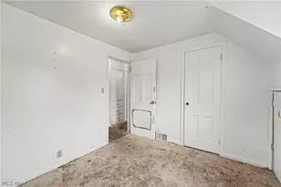 1358 Peckham St, Akron, OH 44320 - Photo 17