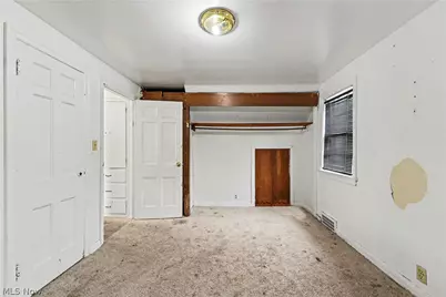 1358 Peckham Street, Akron, OH 44320 - Photo 15
