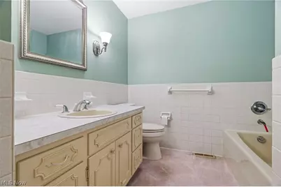 3410 Lindbergh Avenue NW, Canton, OH 44718 - Photo 27
