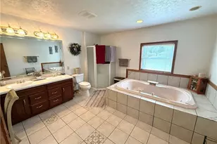 5520 Sharon Dr, Youngstown, OH 44512 - Photo 17