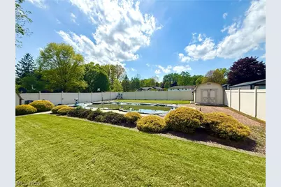 5520 Sharon Drive, Youngstown, OH 44512 - Photo 3