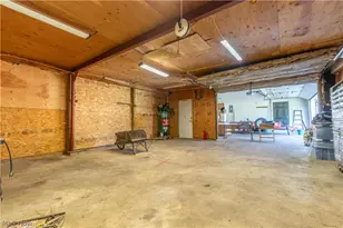 4260 Broadway Ave NE, Louisville, OH 44641 - Photo 27