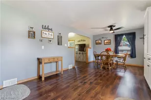 4260 Broadway Ave NE, Louisville, OH 44641 - Photo 9