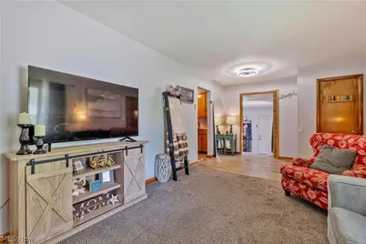 1780 Evergreen Avenue, Akron, OH 44301 - Photo 7